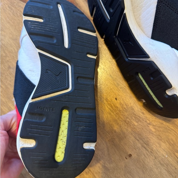 Puma running shoes in like new condition size 7,5 - Picture 7 of 10